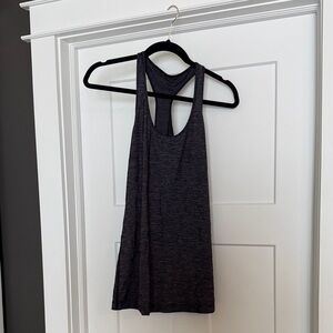 Lululemon tank top size 8